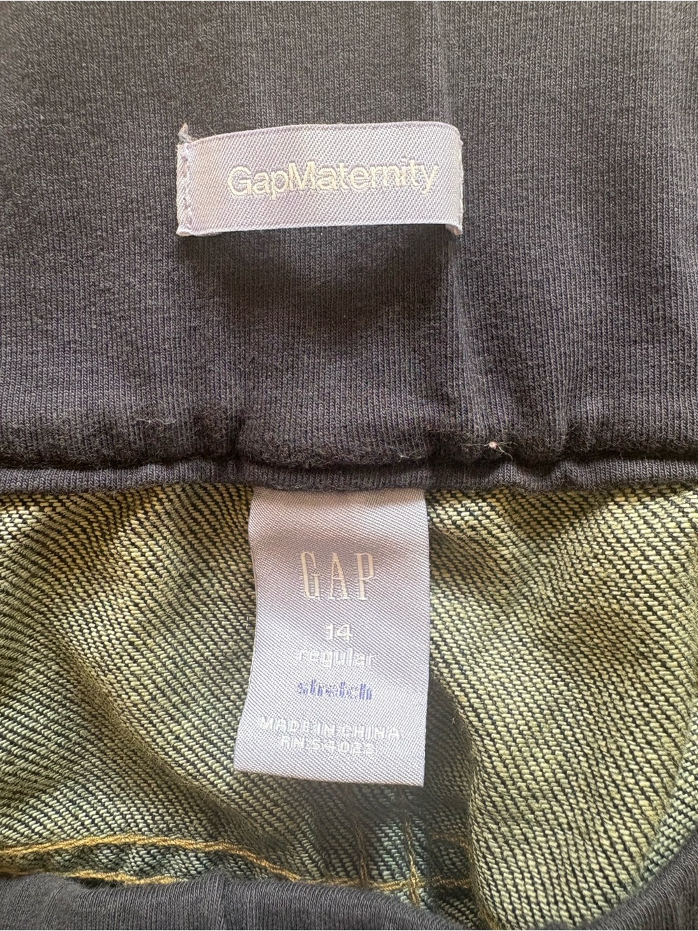 GAP Dark Blue Maternity Flare Jeans with Stretch Waistband size 14 regular - Picture 7 of 9